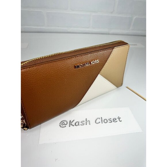 Michael Kors wristlet travel continental wristlet large wallet Luggage Multi - Picture 2 of 8